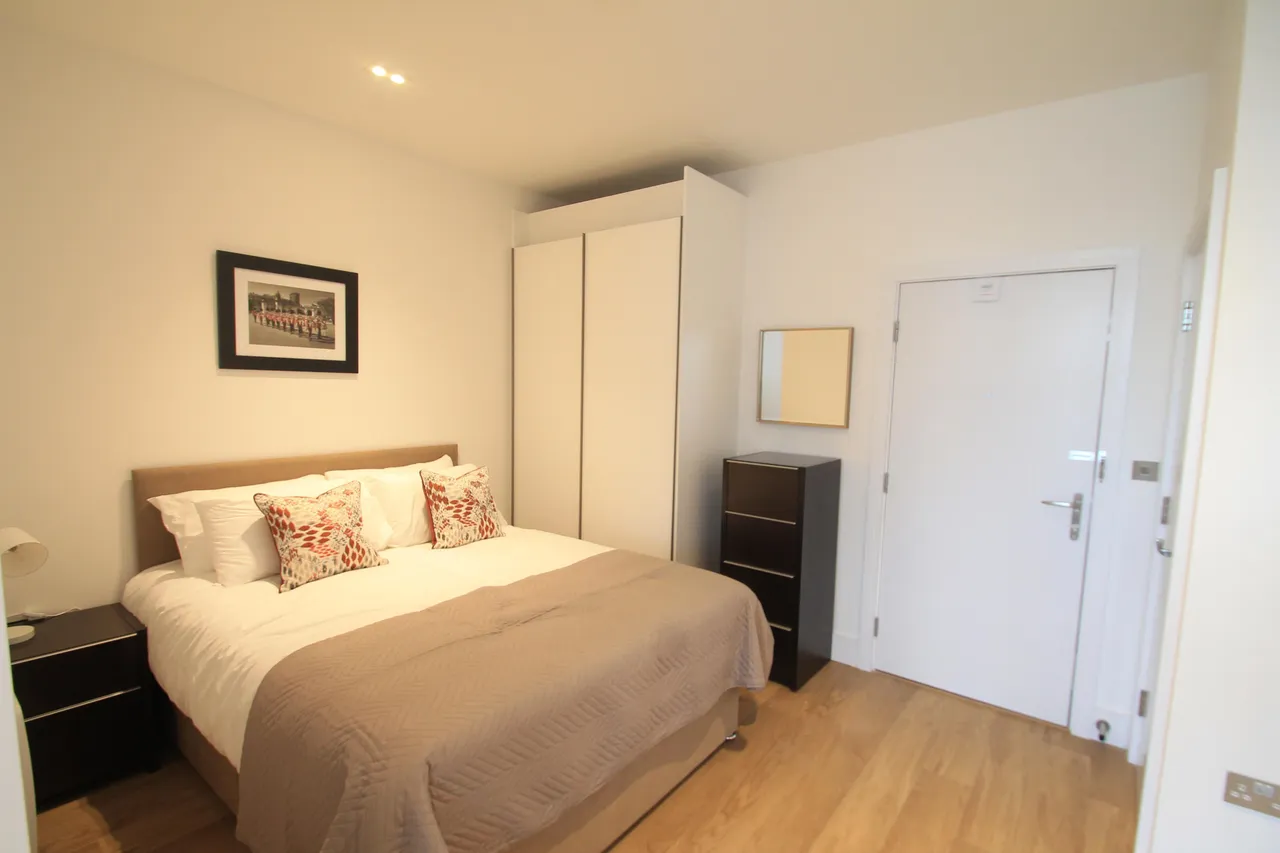 flat to rent — Arrowhead House, LU4