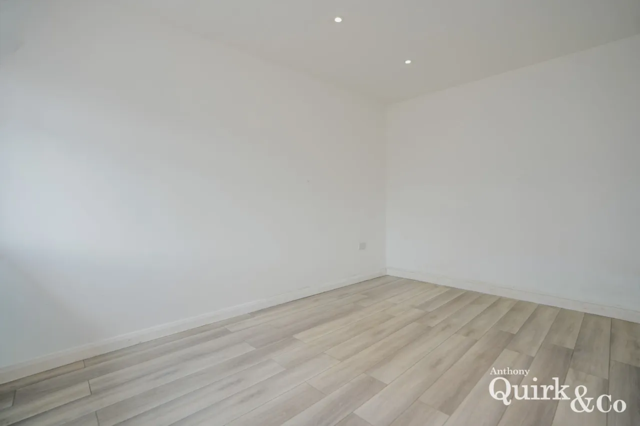 Station Road, Canvey Island, SS8, photo 6