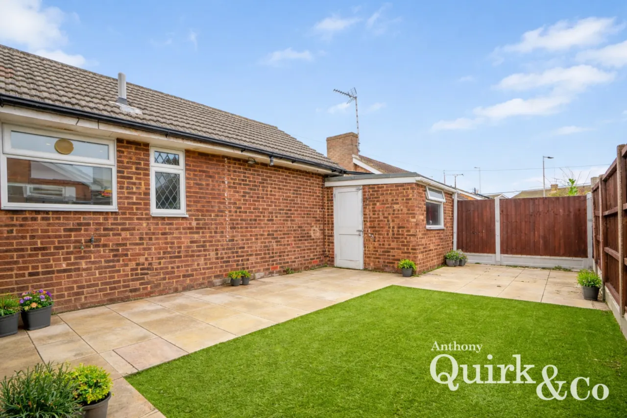 Station Road, Canvey Island, SS8, photo 9