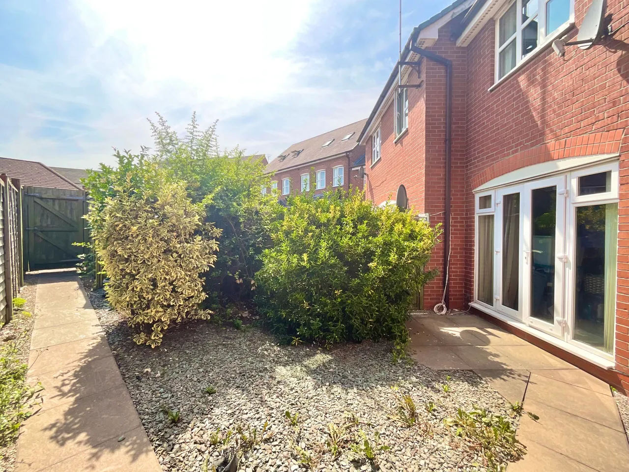 Parklands Drive, Weston, CW2, photo 2