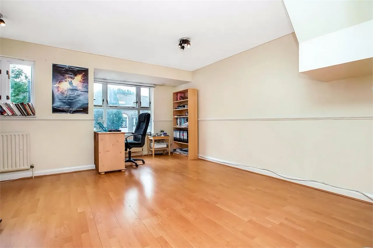Corry Drive, London, SW9, photo 5