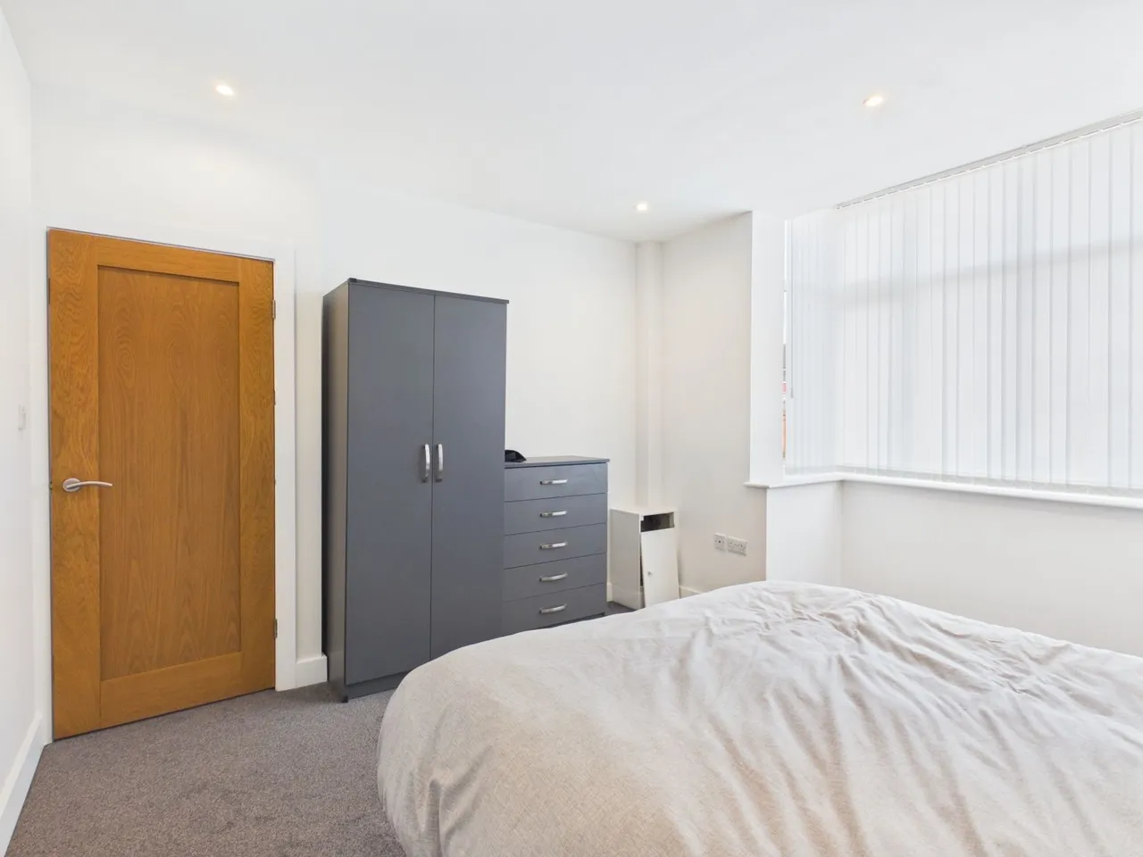 Bradford Road, Manchester, M40, photo 11