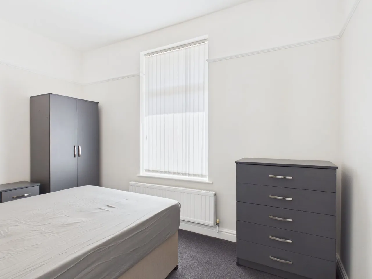 Bradford Road, Manchester, M40, photo 24
