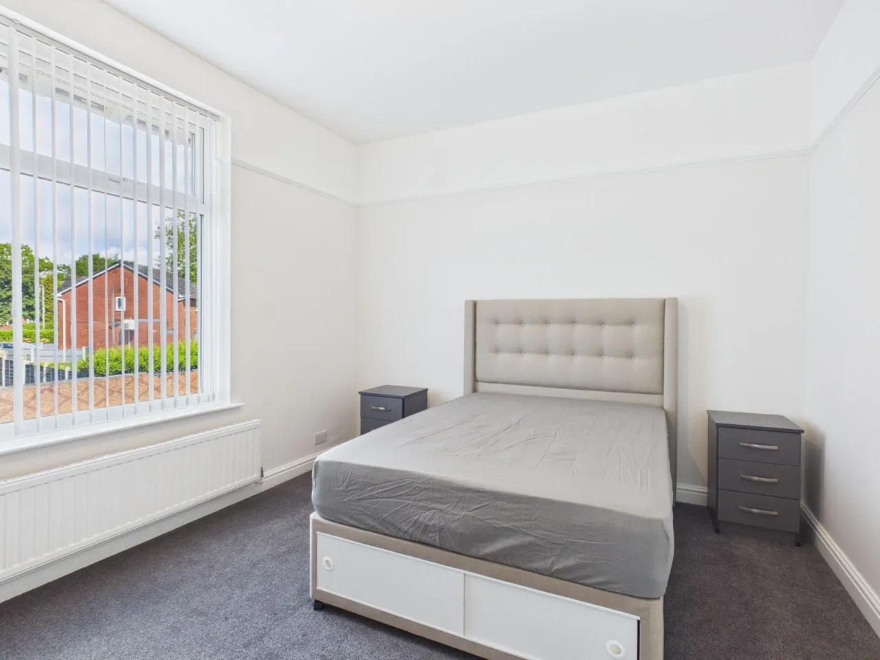 Bradford Road, Manchester, M40, photo 21
