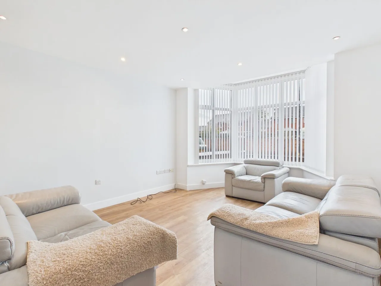 Bradford Road, Manchester, M40, photo 3