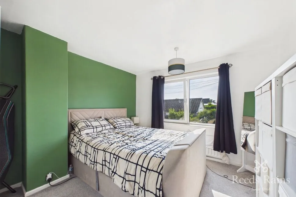Greenton Avenue, Scholes, West Yorkshire, BD19, photo 10