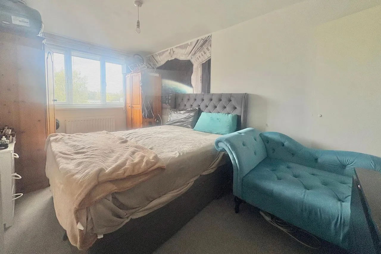 Lamerton Close, Bordon, Hampshire, GU35 0HZ, photo 8