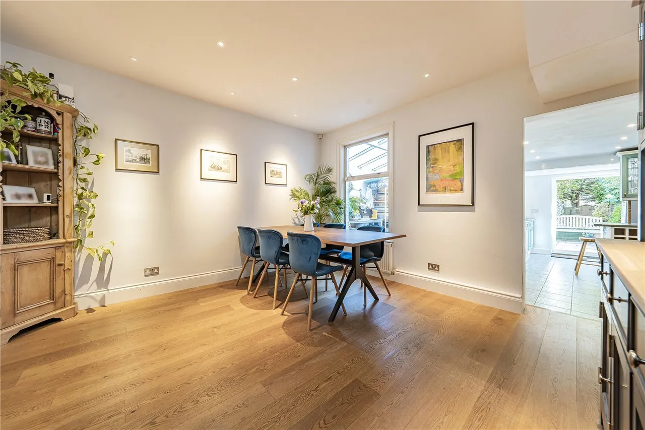 Colham Avenue, Yiewsley, UB7, photo 11