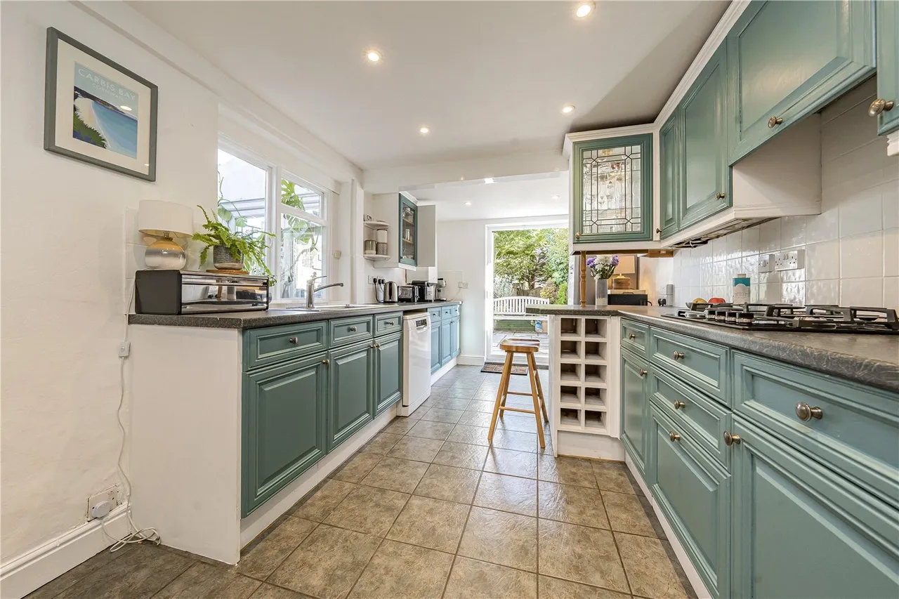 Colham Avenue, Yiewsley, UB7, photo 12