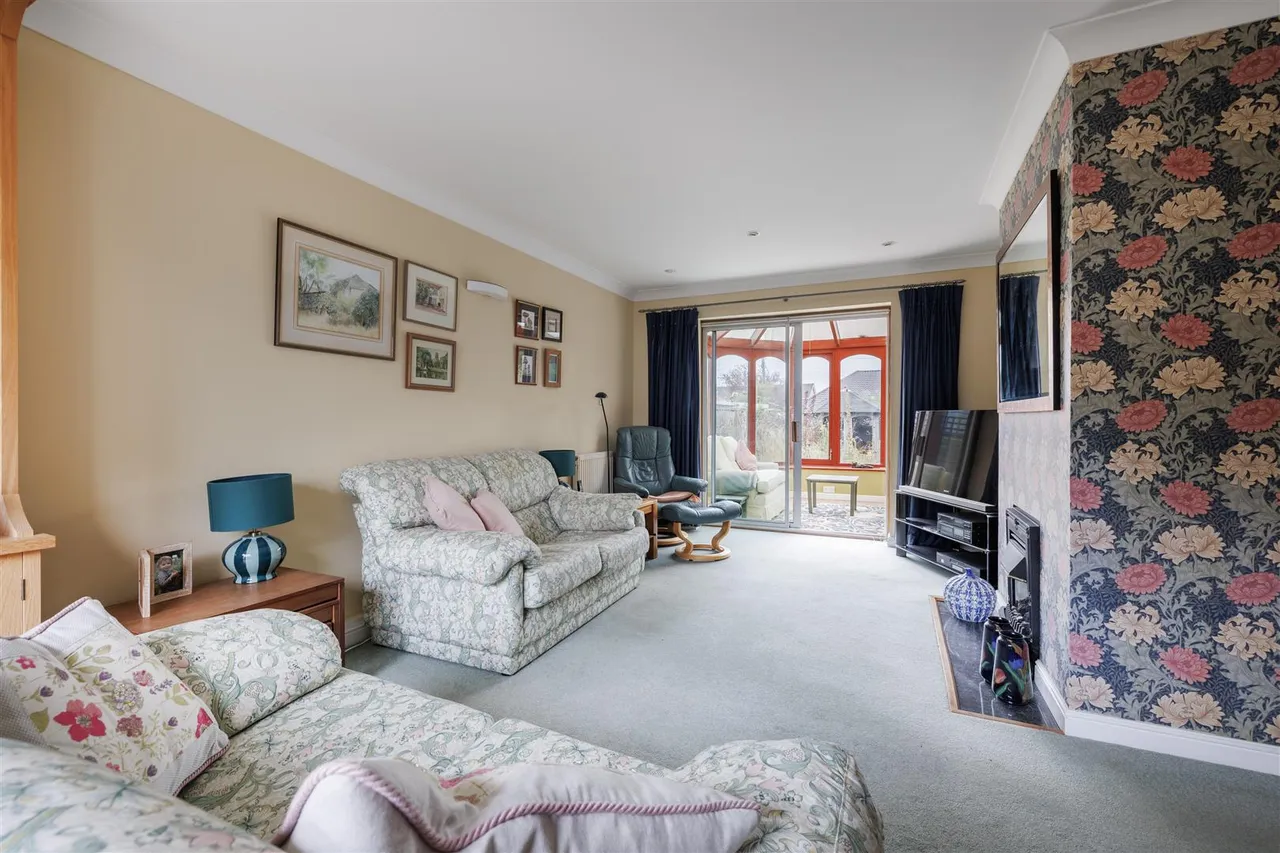 Paddocks Green, Worlingham, NR34, photo 2