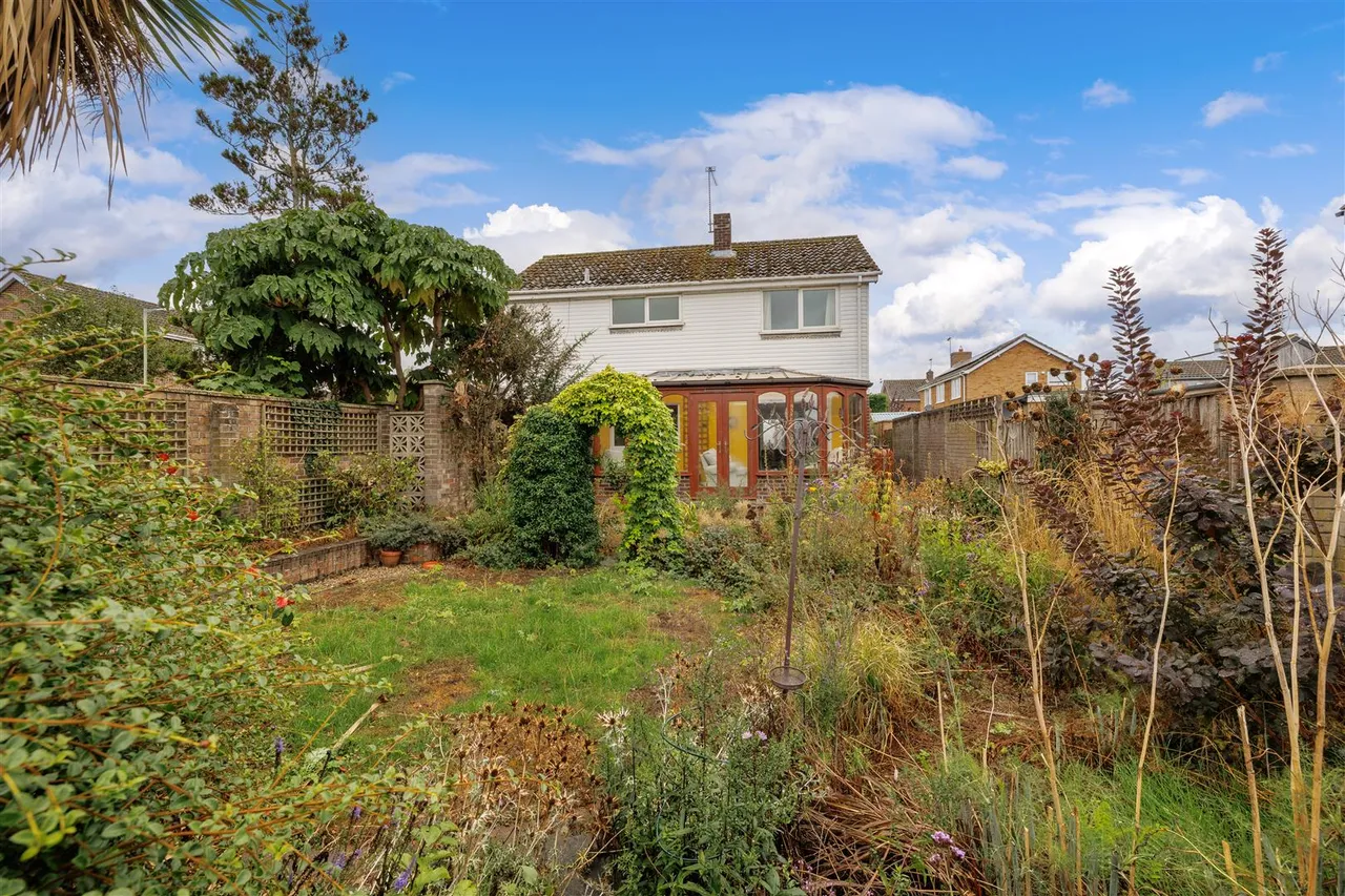 Paddocks Green, Worlingham, NR34, photo 15