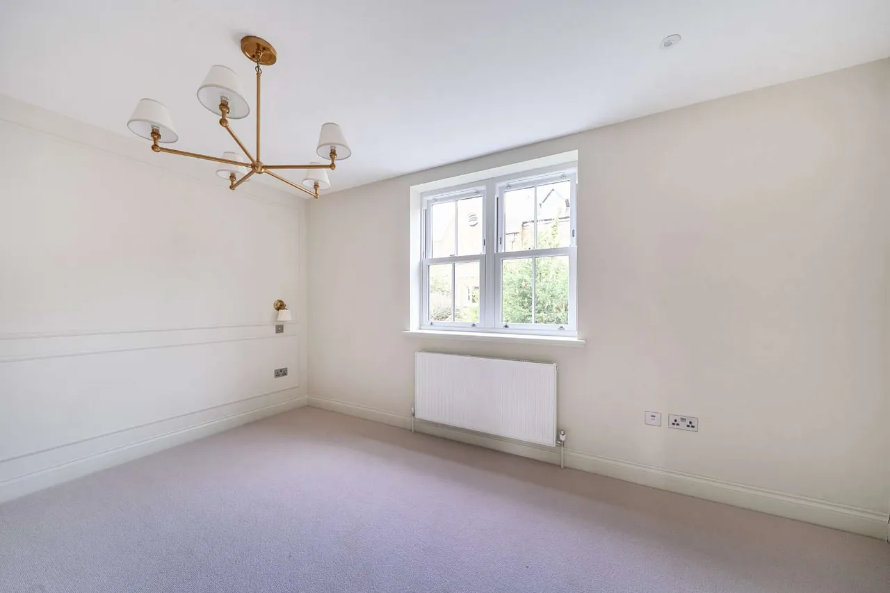 Platts Lane, London, NW3, photo 20