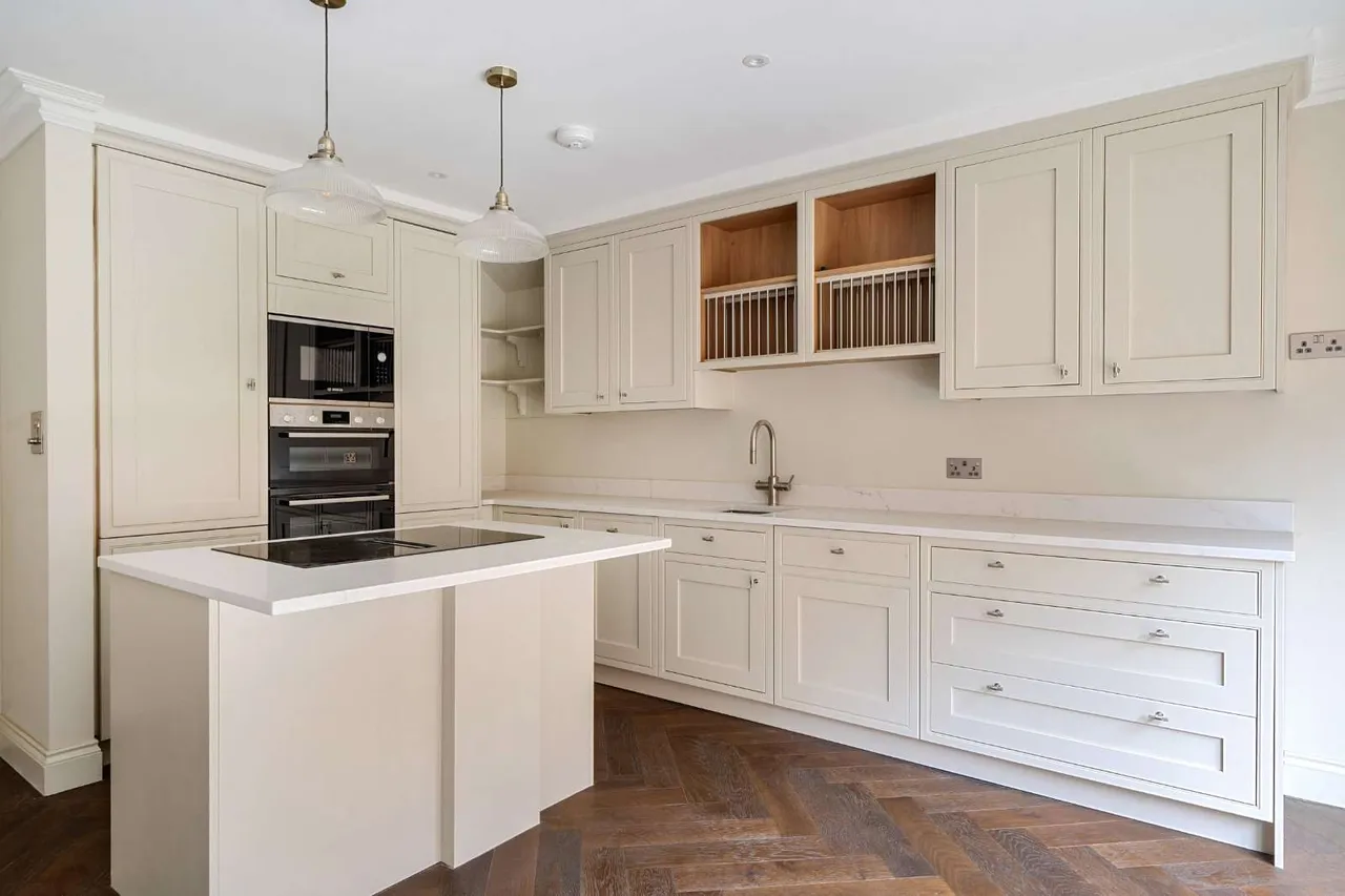 Platts Lane, London, NW3, photo 7