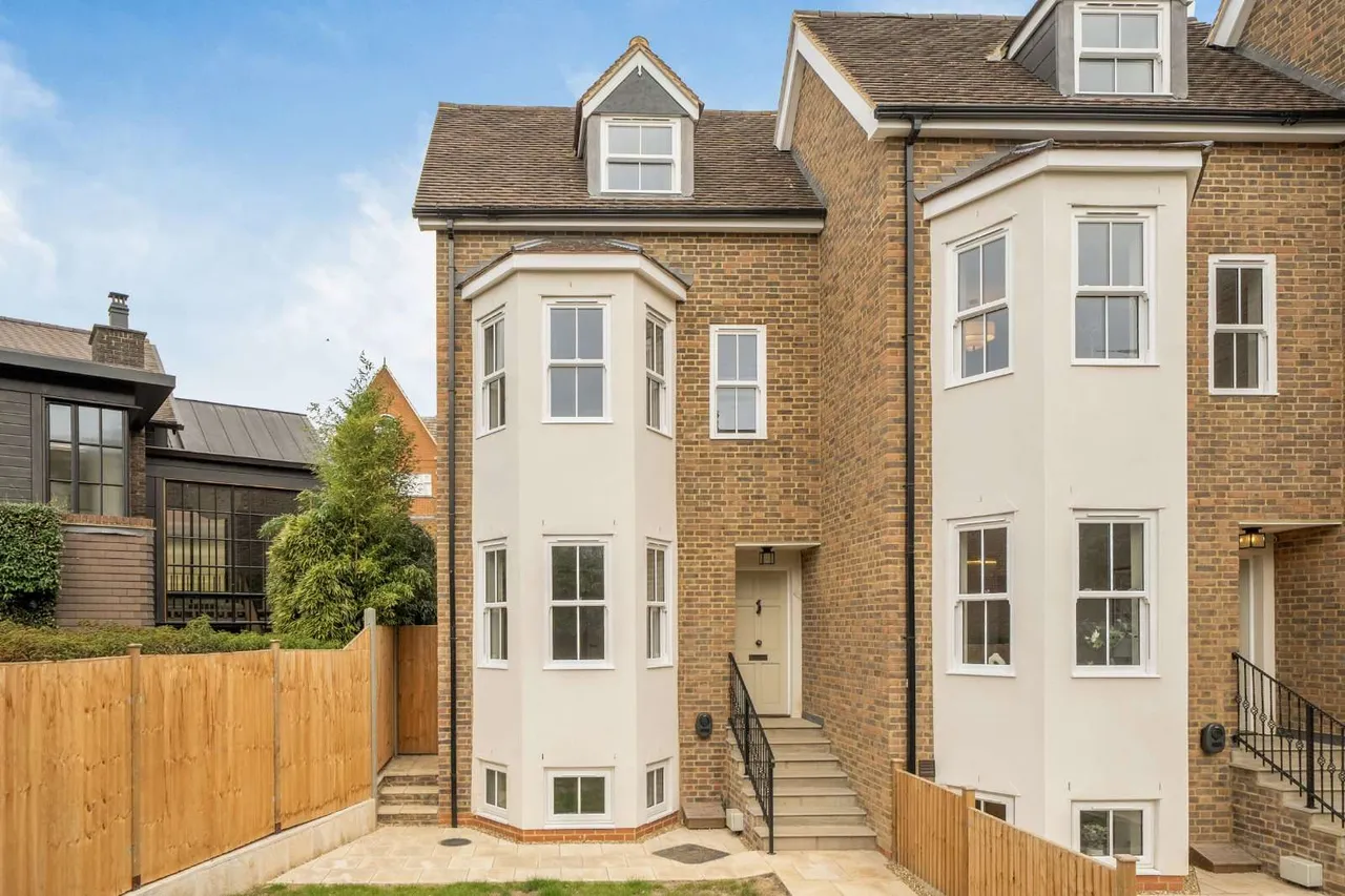 Platts Lane, London, NW3, photo 24