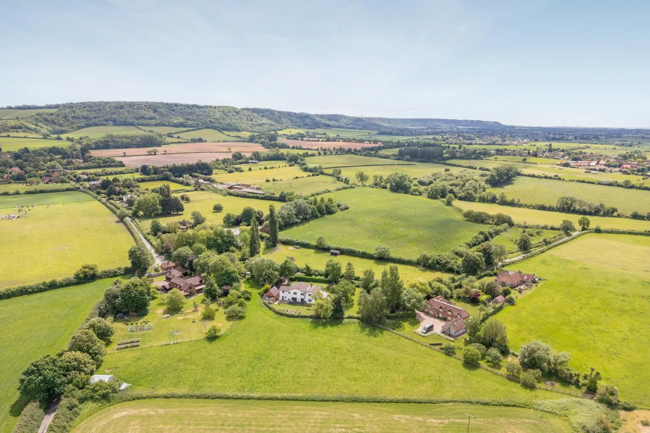 Skittle Green, Bledlow, HP27, photo 4