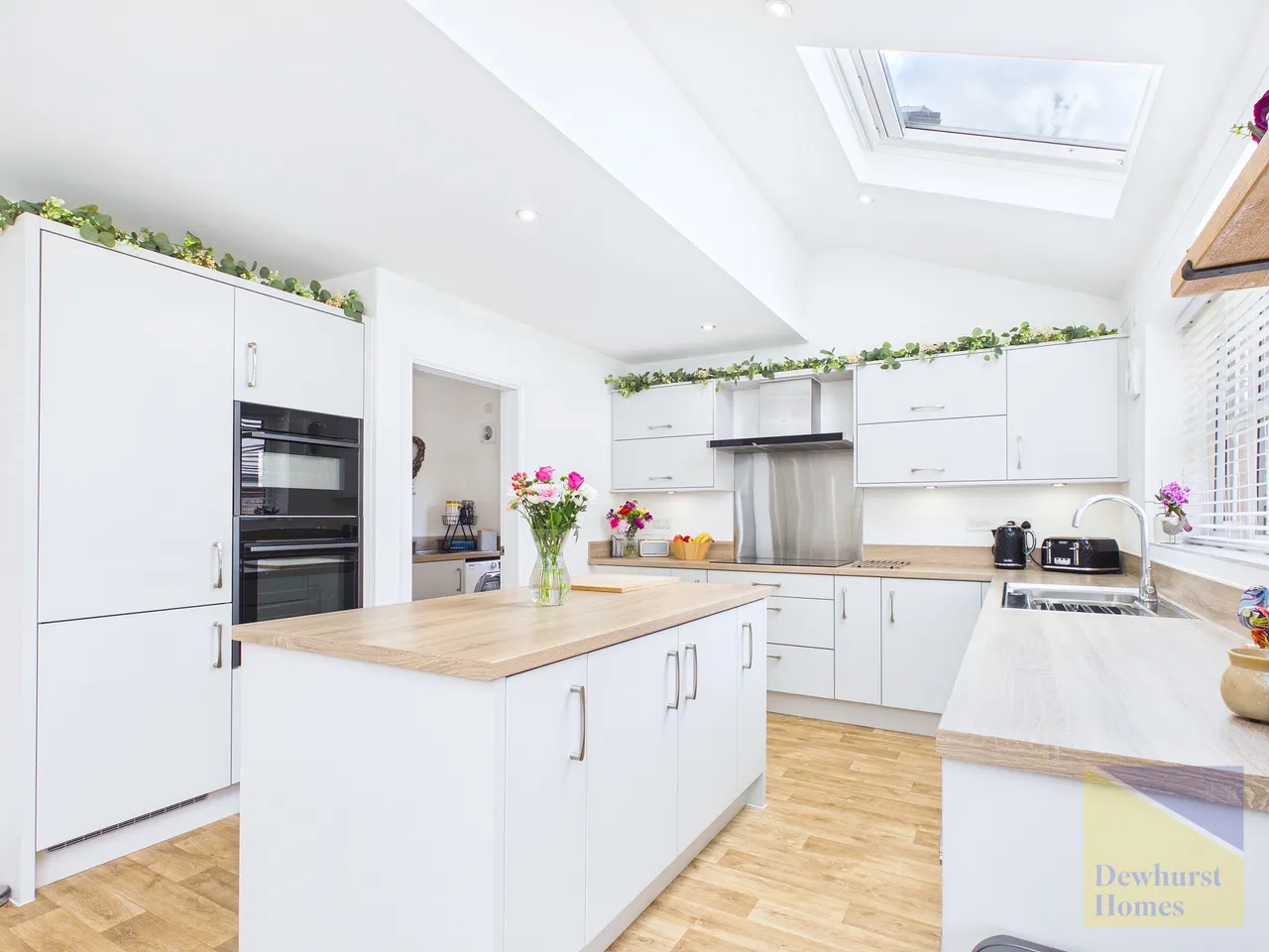 Laurel Crescent, Penwortham, Preston, Lancashire, PR1 9BF, photo 9
