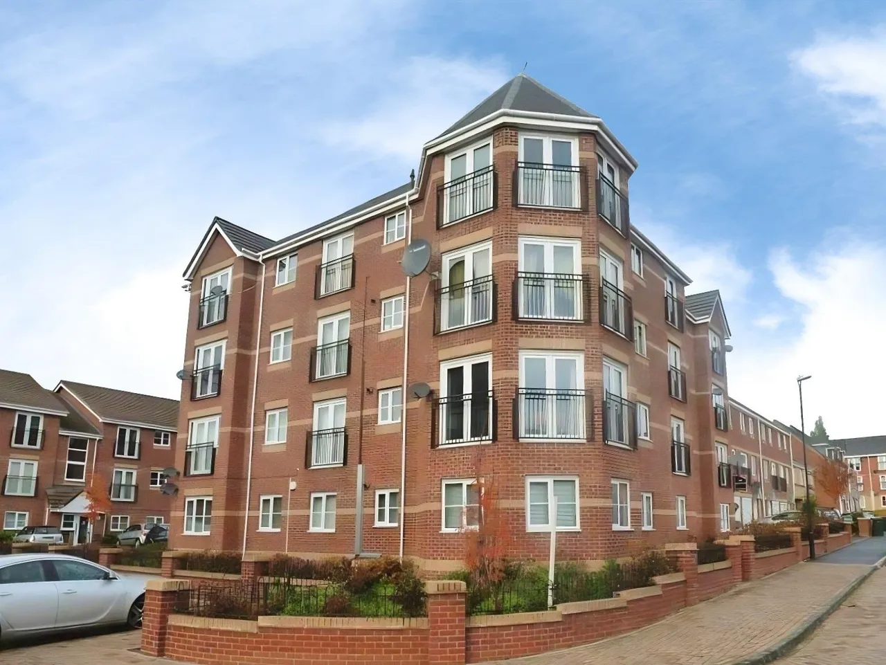 2 bed flat for sale, Signet Square, Coventry, CV2