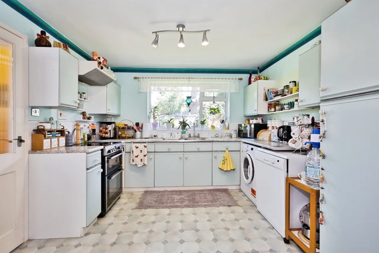Osborne Road, Yeovil, photo 3
