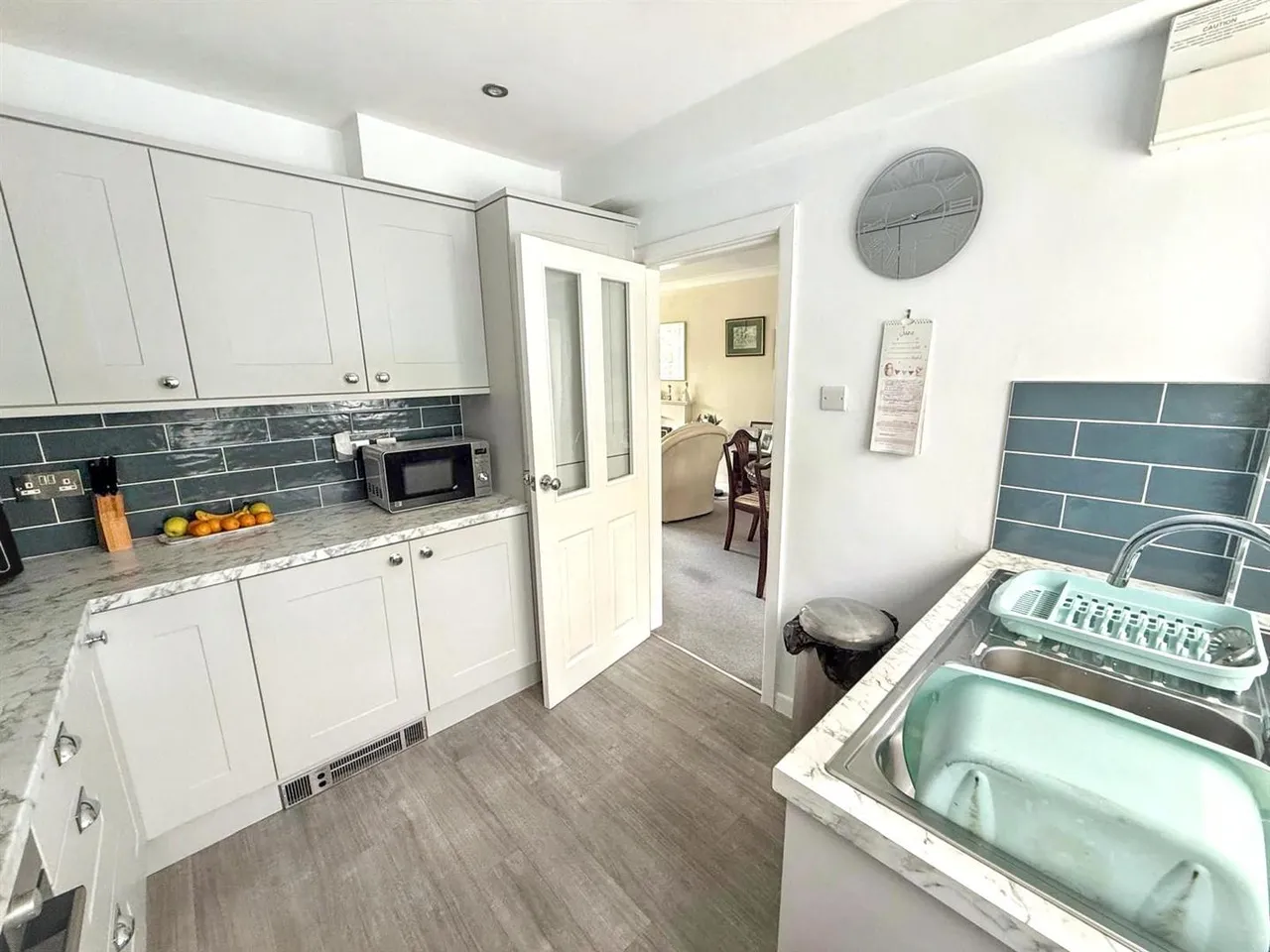 Colne Road, Glusburn, BD20 8RG, photo 6