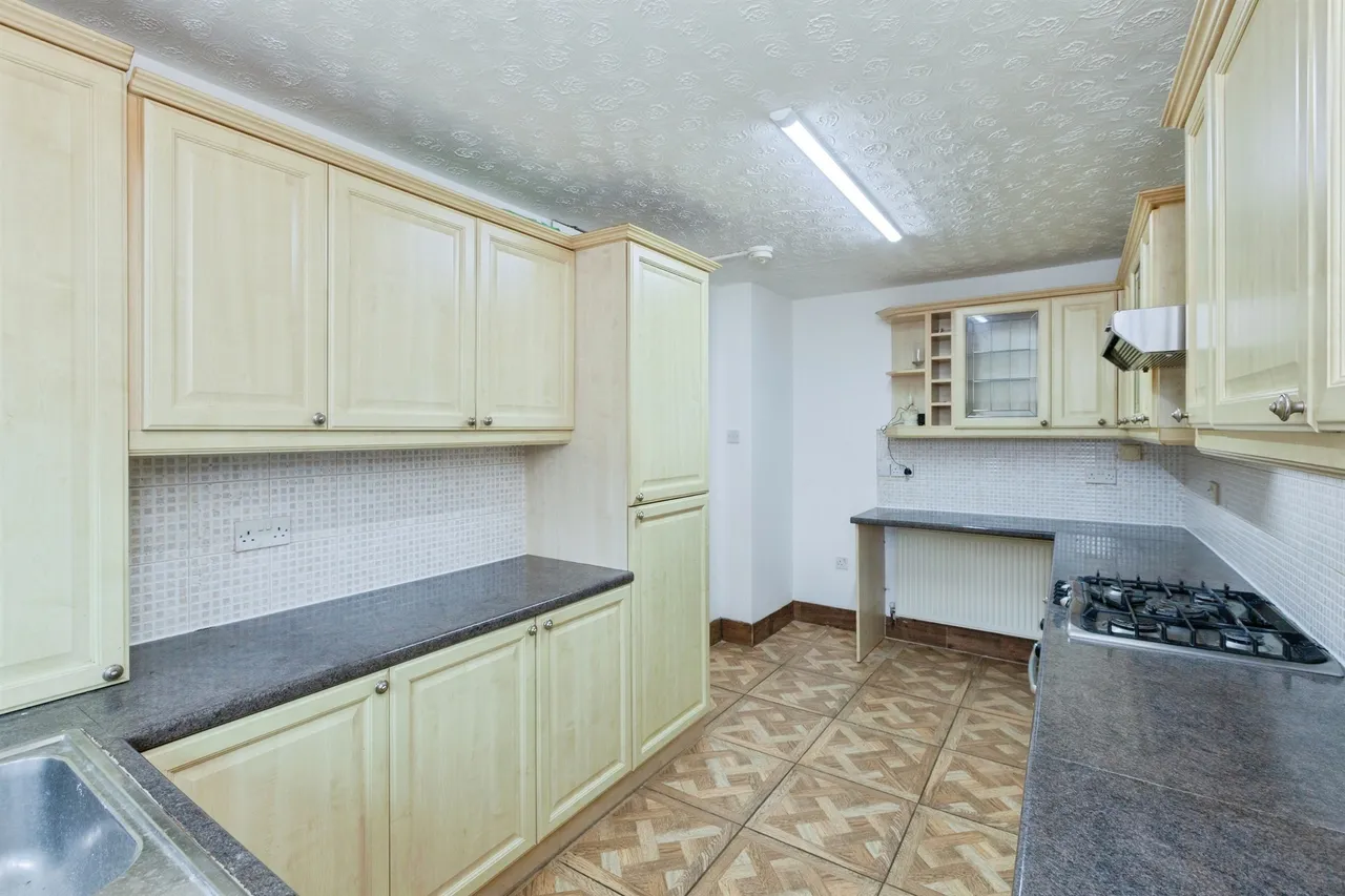 Queen Street, Oadby, LE2, photo 5