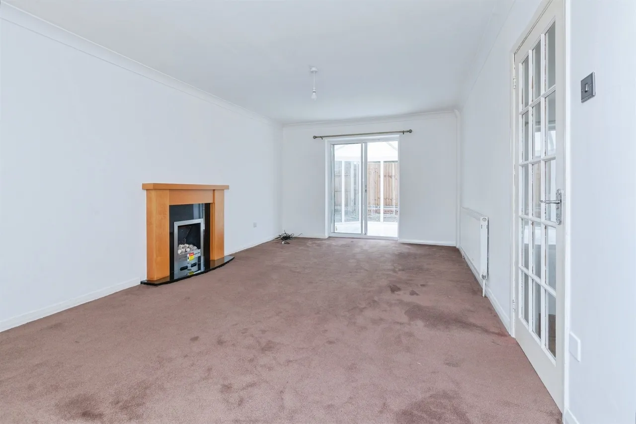 Queen Street, Oadby, LE2, photo 3