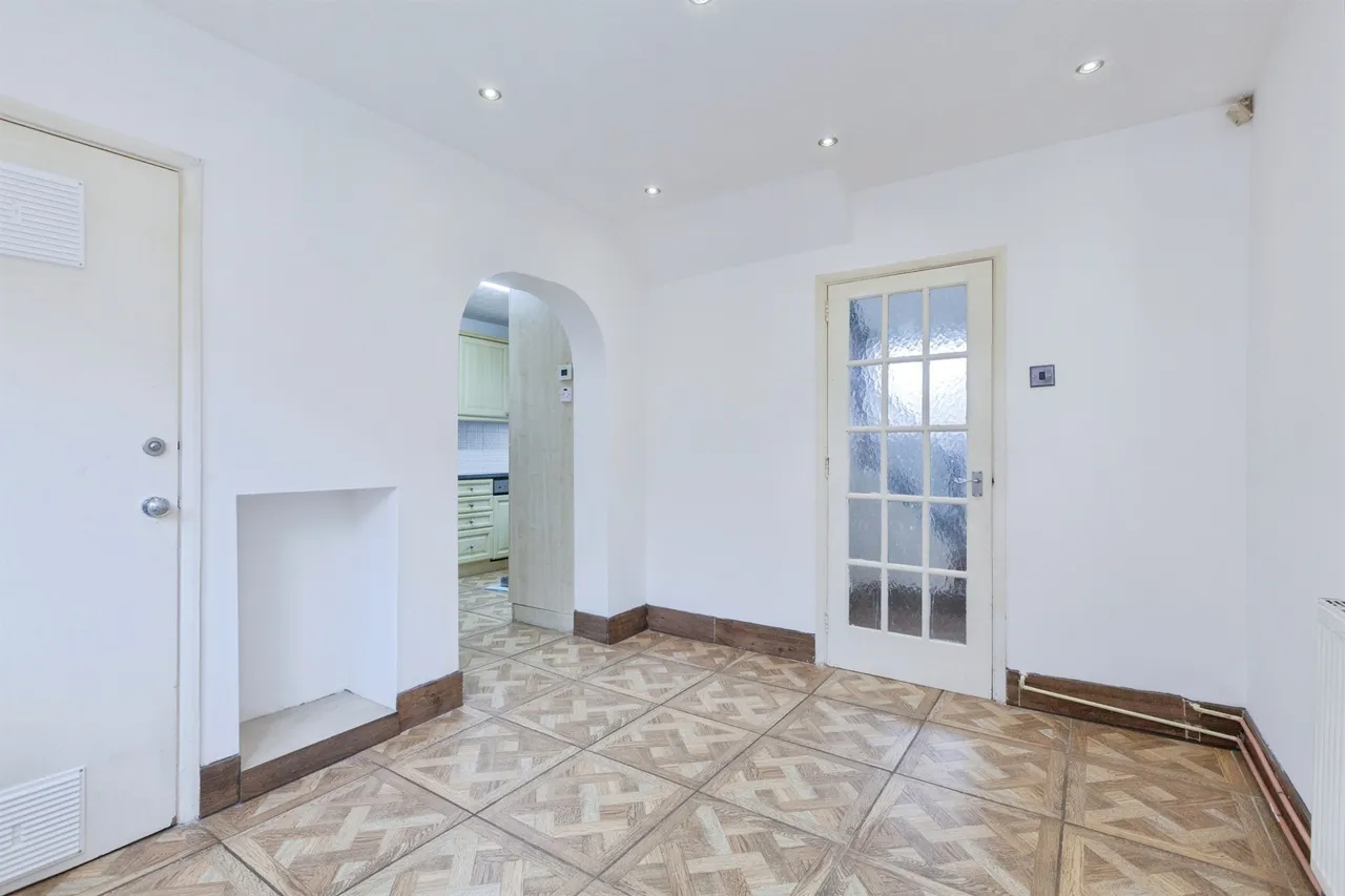 Queen Street, Oadby, LE2, photo 7