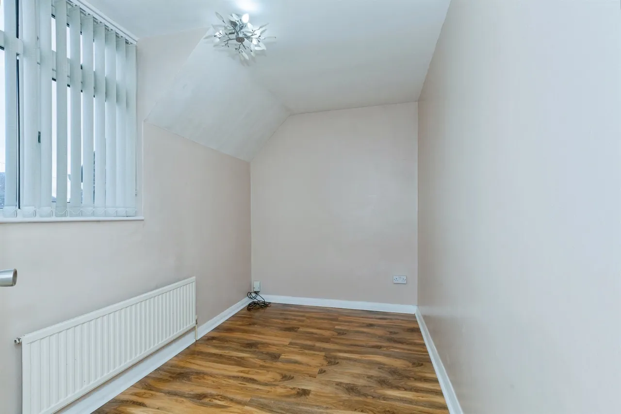 Queen Street, Oadby, LE2, photo 15