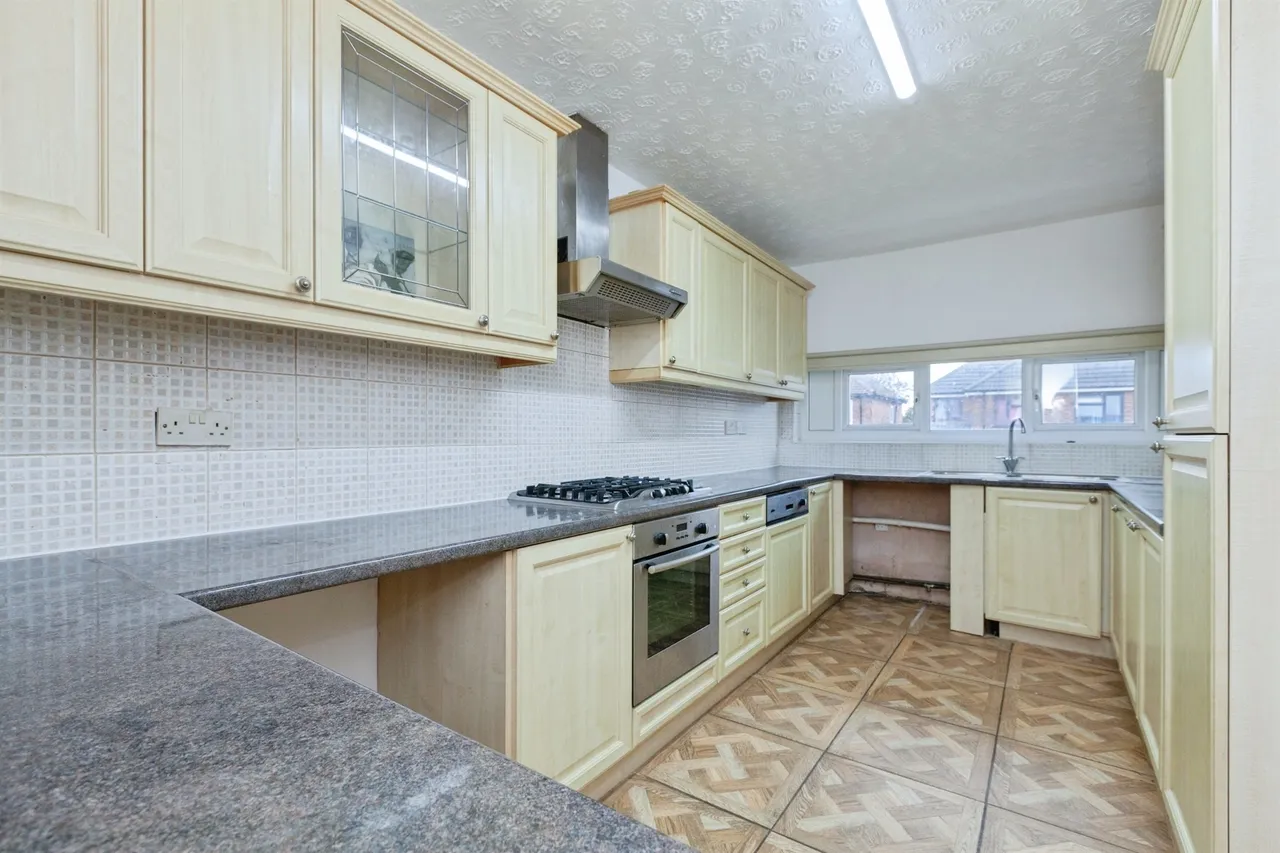 Queen Street, Oadby, LE2, photo 4