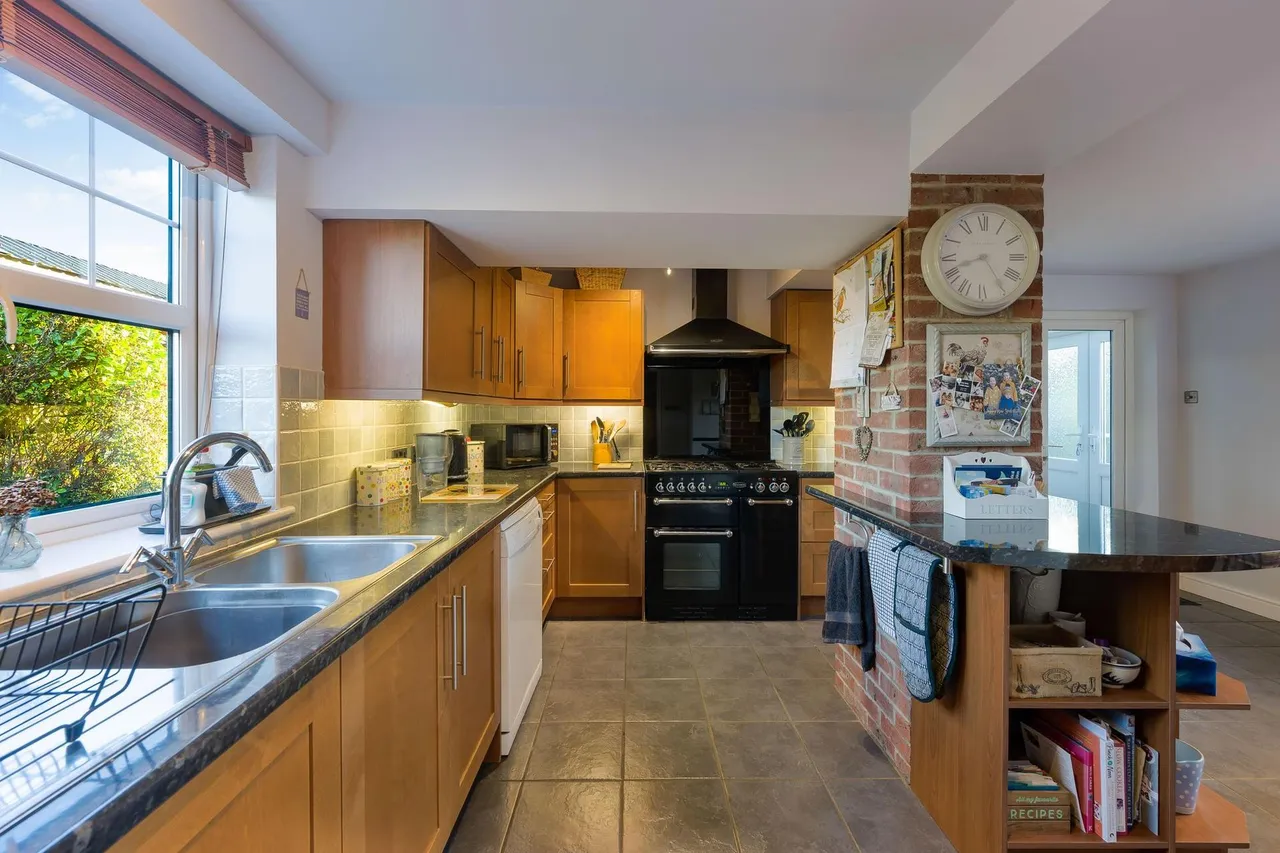 Langrick Road, New York, LN4, photo 10