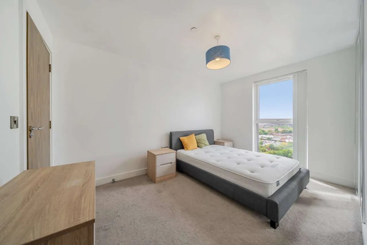 Ordsall Lane, Salford, M5, photo 8