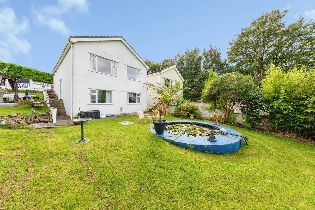 Elder Grove, Llangunnor, SA31, photo 19