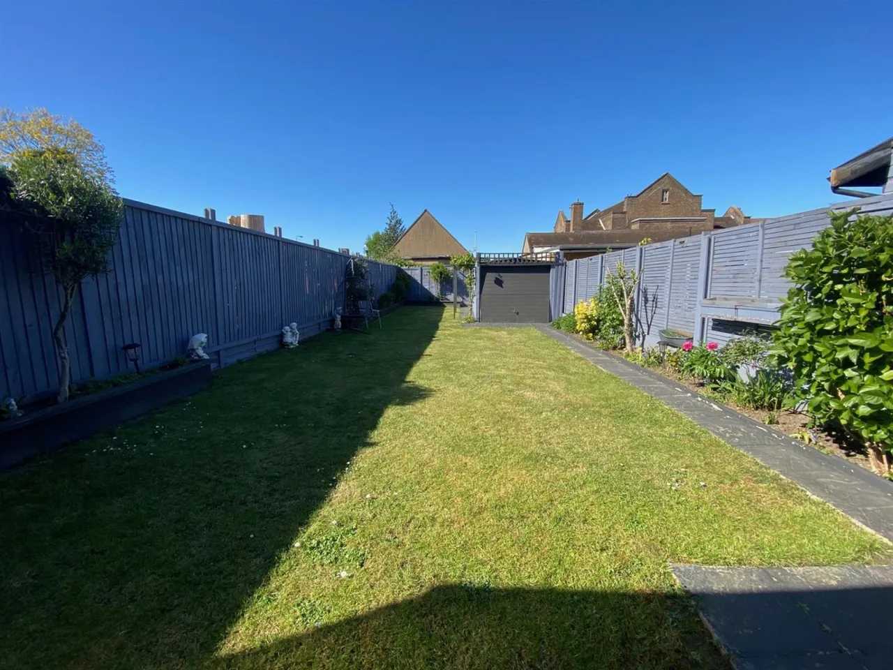 Normanshire Drive, London, photo 18