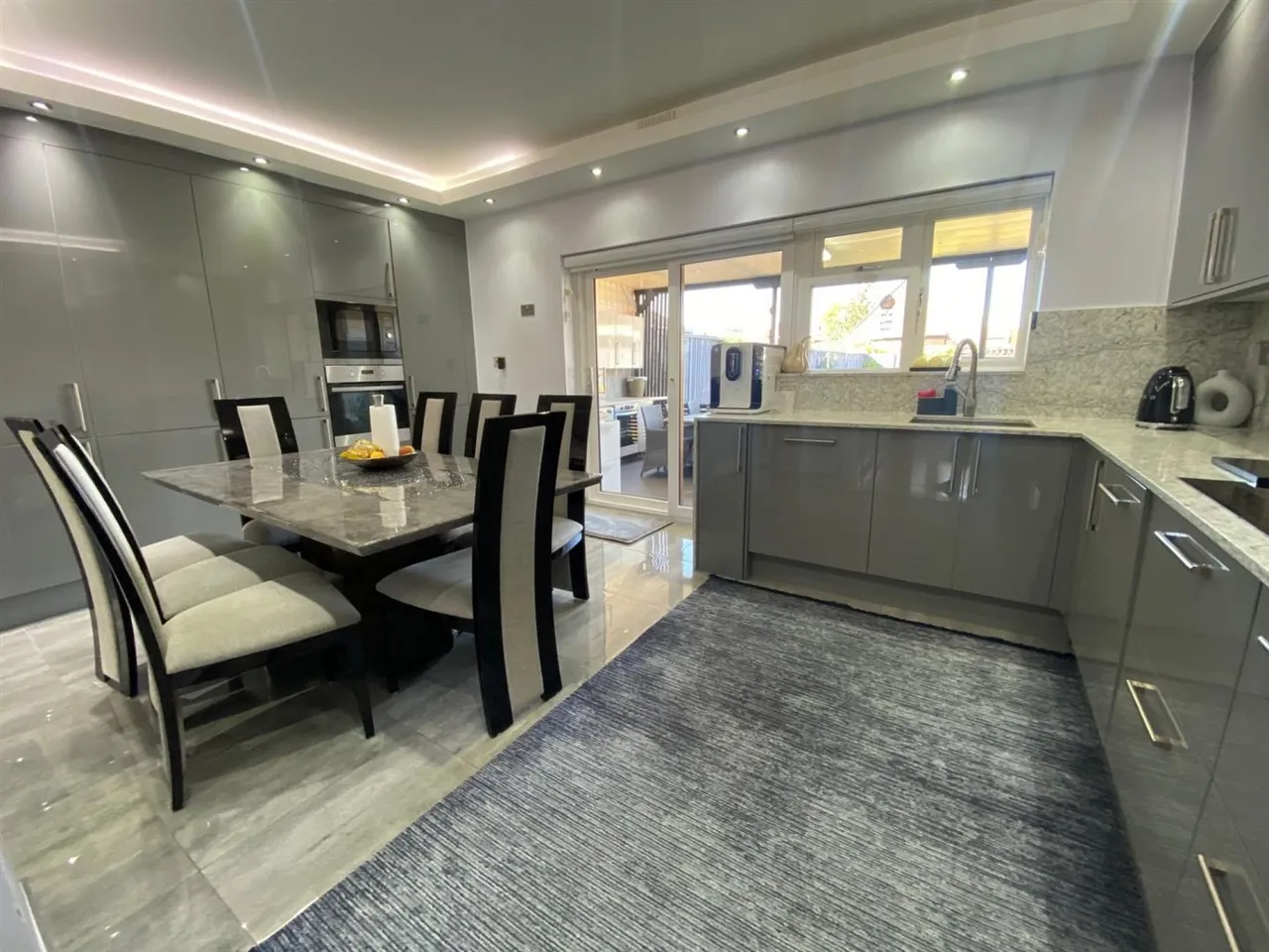 Normanshire Drive, London, photo 5