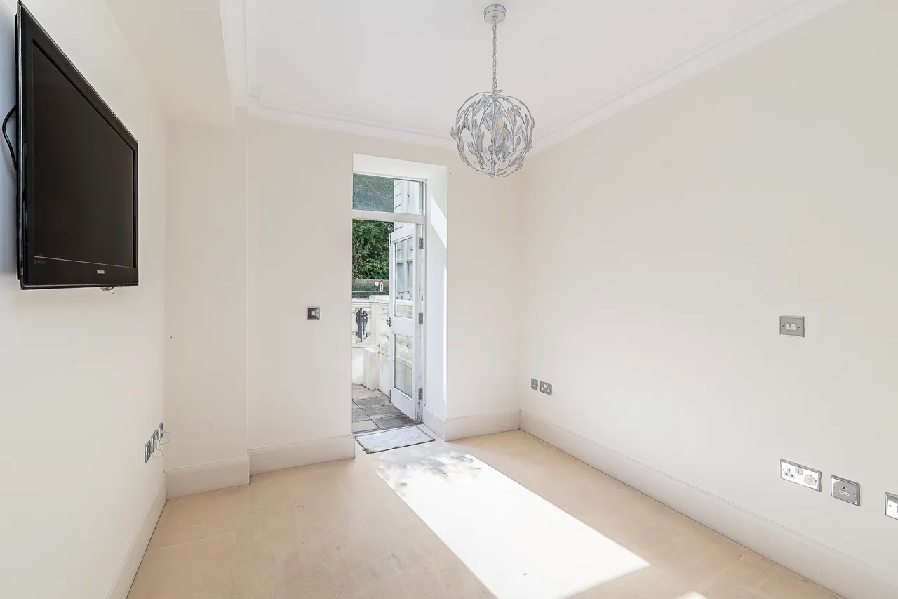 Molyneux Park Road, Tunbridge Wells, Kent, TN4 8DQ, photo 7