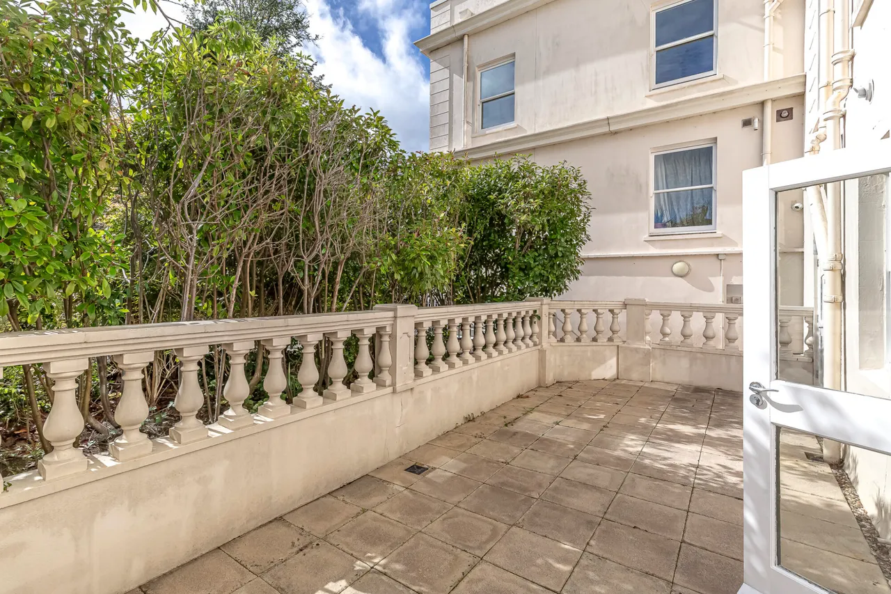 Molyneux Park Road, Tunbridge Wells, Kent, TN4 8DQ, photo 10