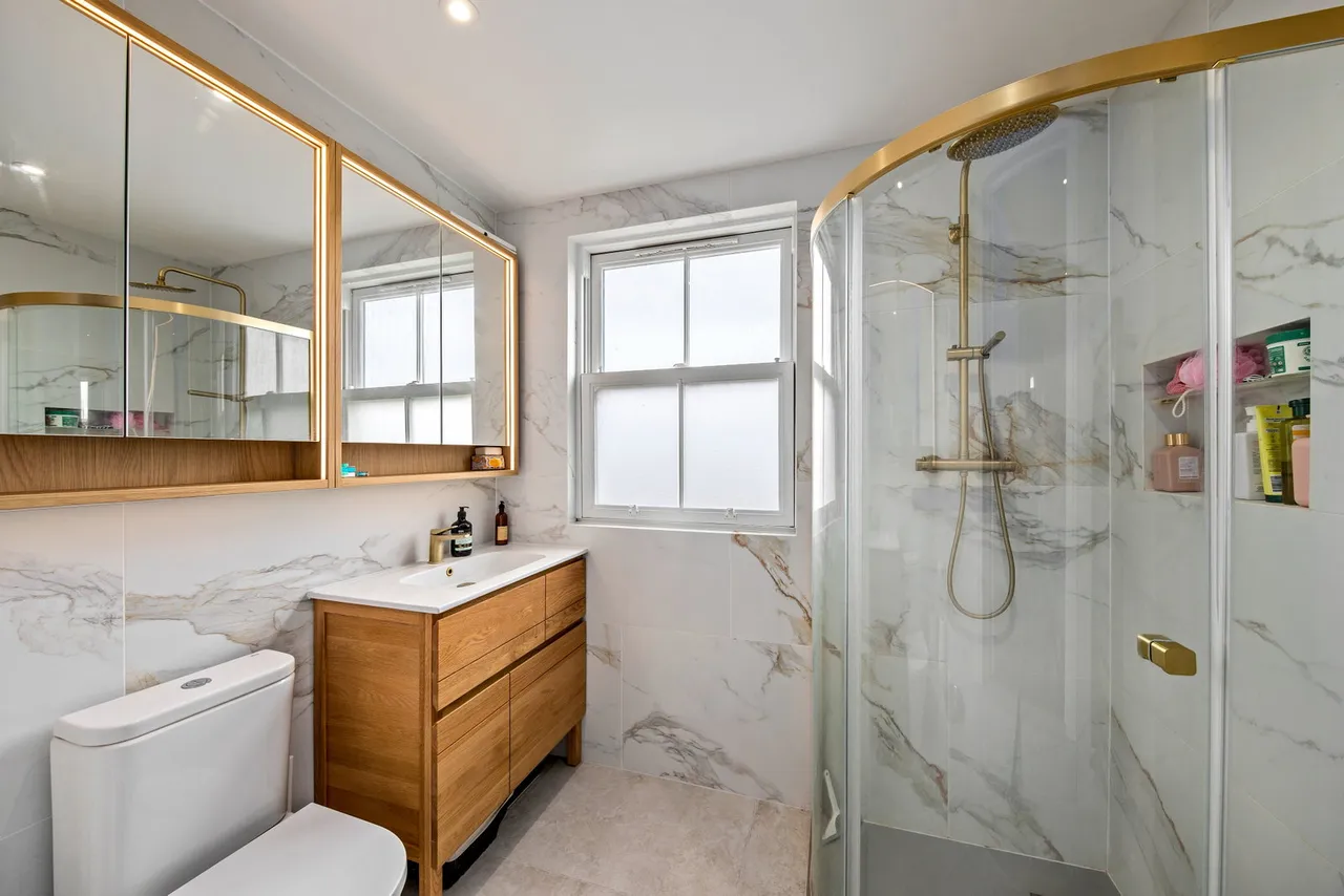 Victor Road, Teddington, photo 12