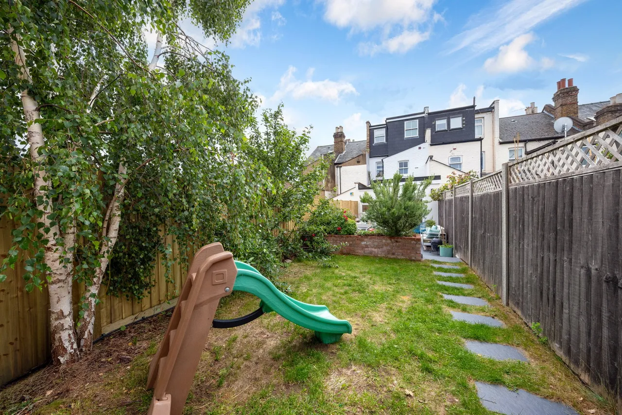 Victor Road, Teddington, photo 9