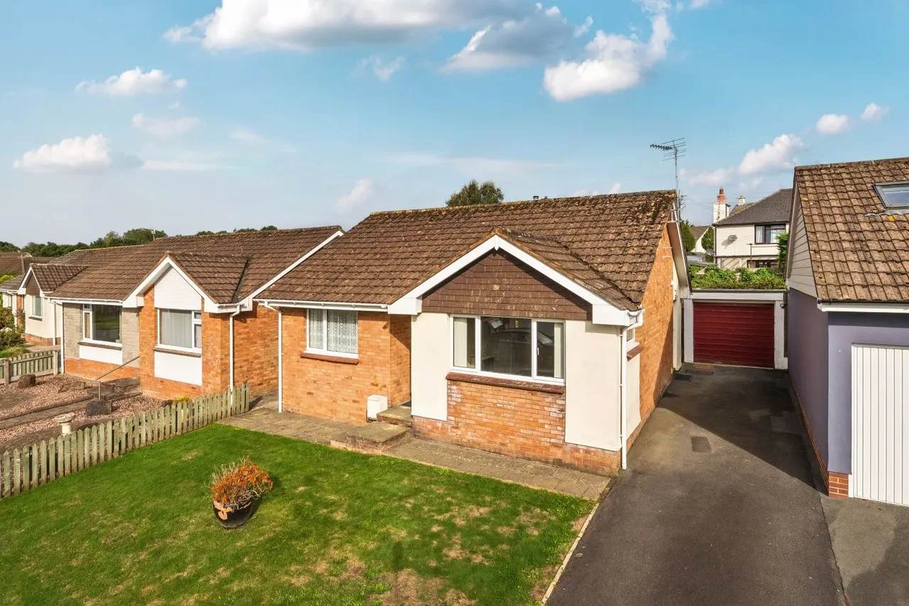 2 bed house for sale, Denes Close, Landkey, EX32