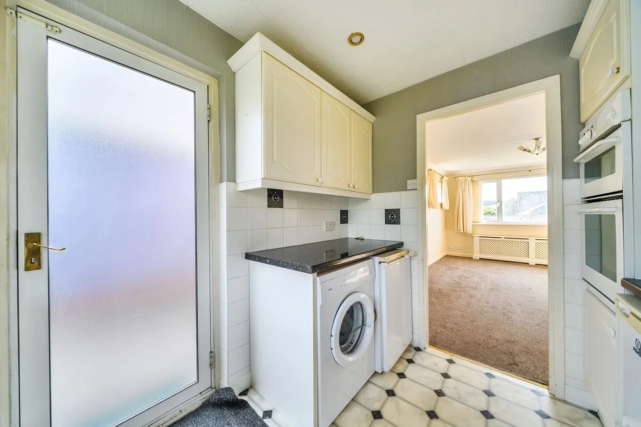 Denes Close, Landkey, EX32, photo 11