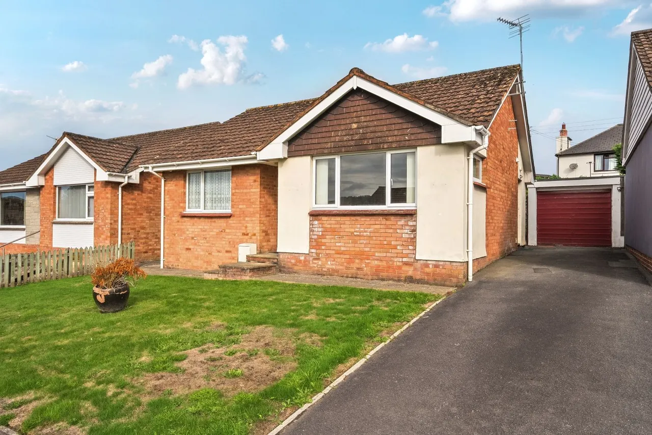 Denes Close, Landkey, EX32, photo 22
