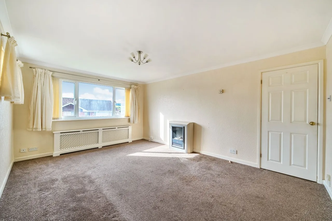 Denes Close, Landkey, EX32, photo 2