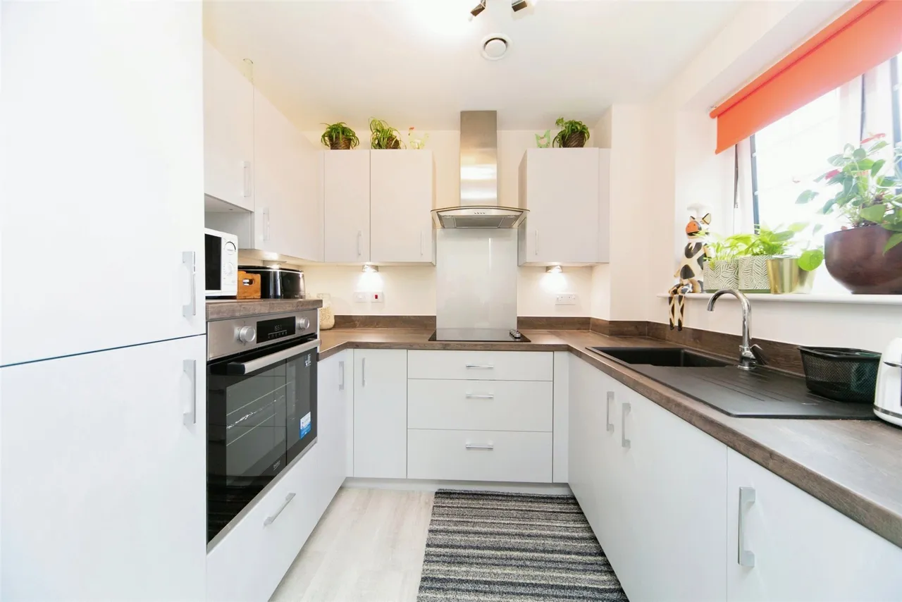 Hooton Road, Willaston, CH64, photo 4