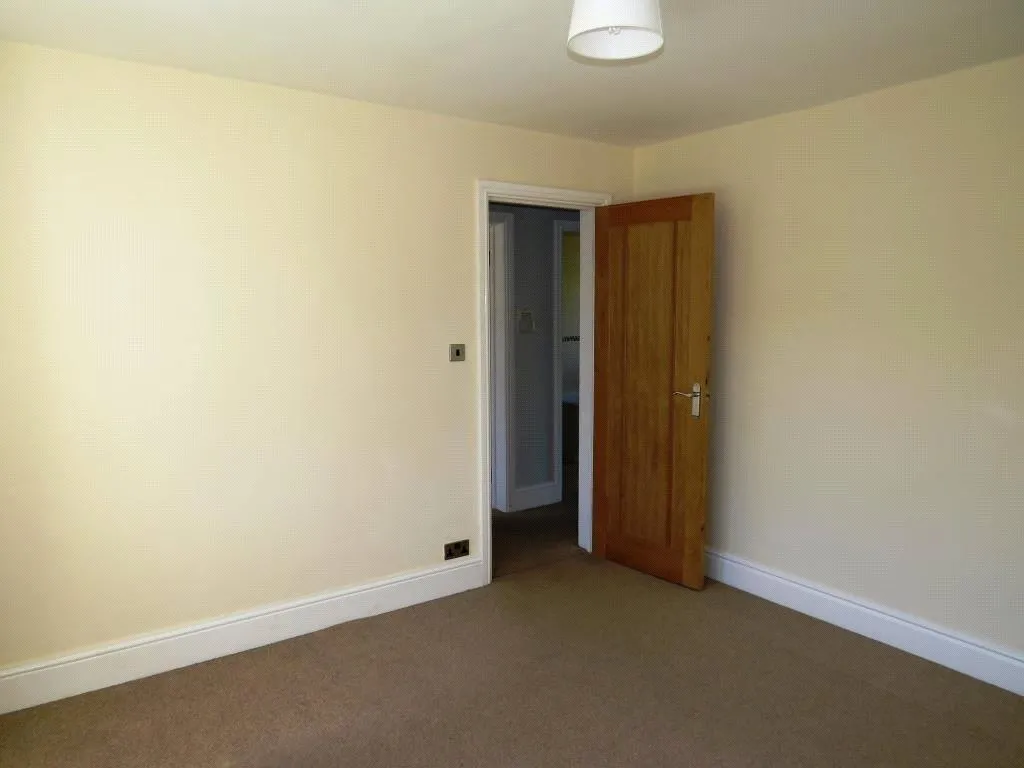 Middlemore Road, Northfield, B31, photo 10