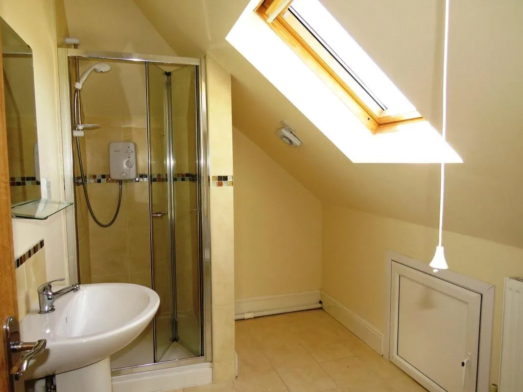 Middlemore Road, Northfield, B31, photo 15