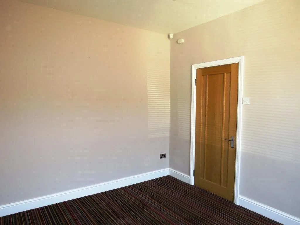 Middlemore Road, Northfield, B31, photo 5