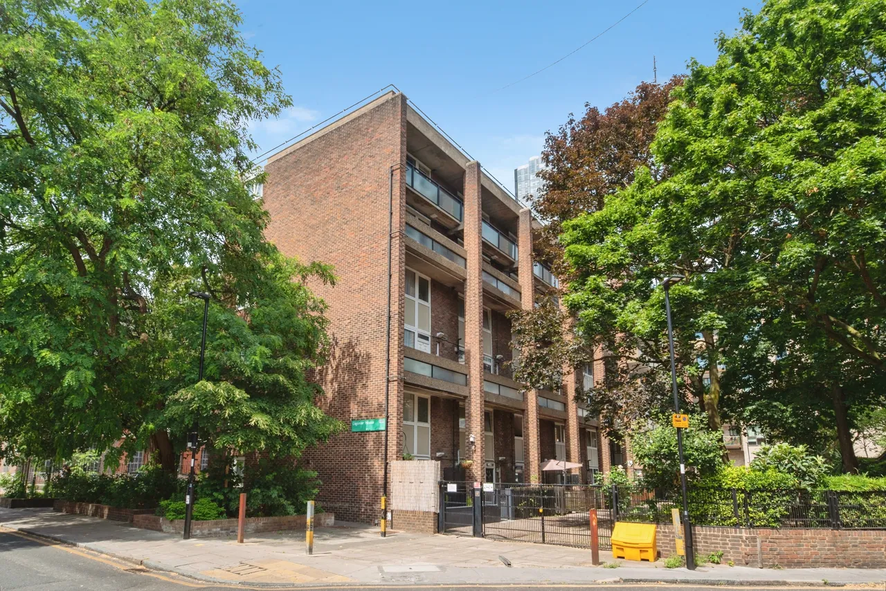 Ironmonger Row, London, EC1V, photo 22
