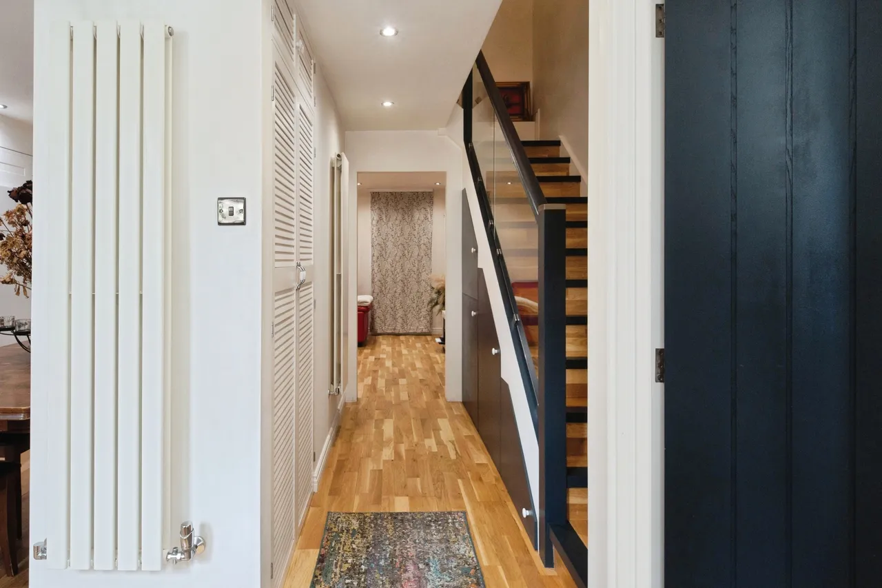 Ironmonger Row, London, EC1V, photo 3