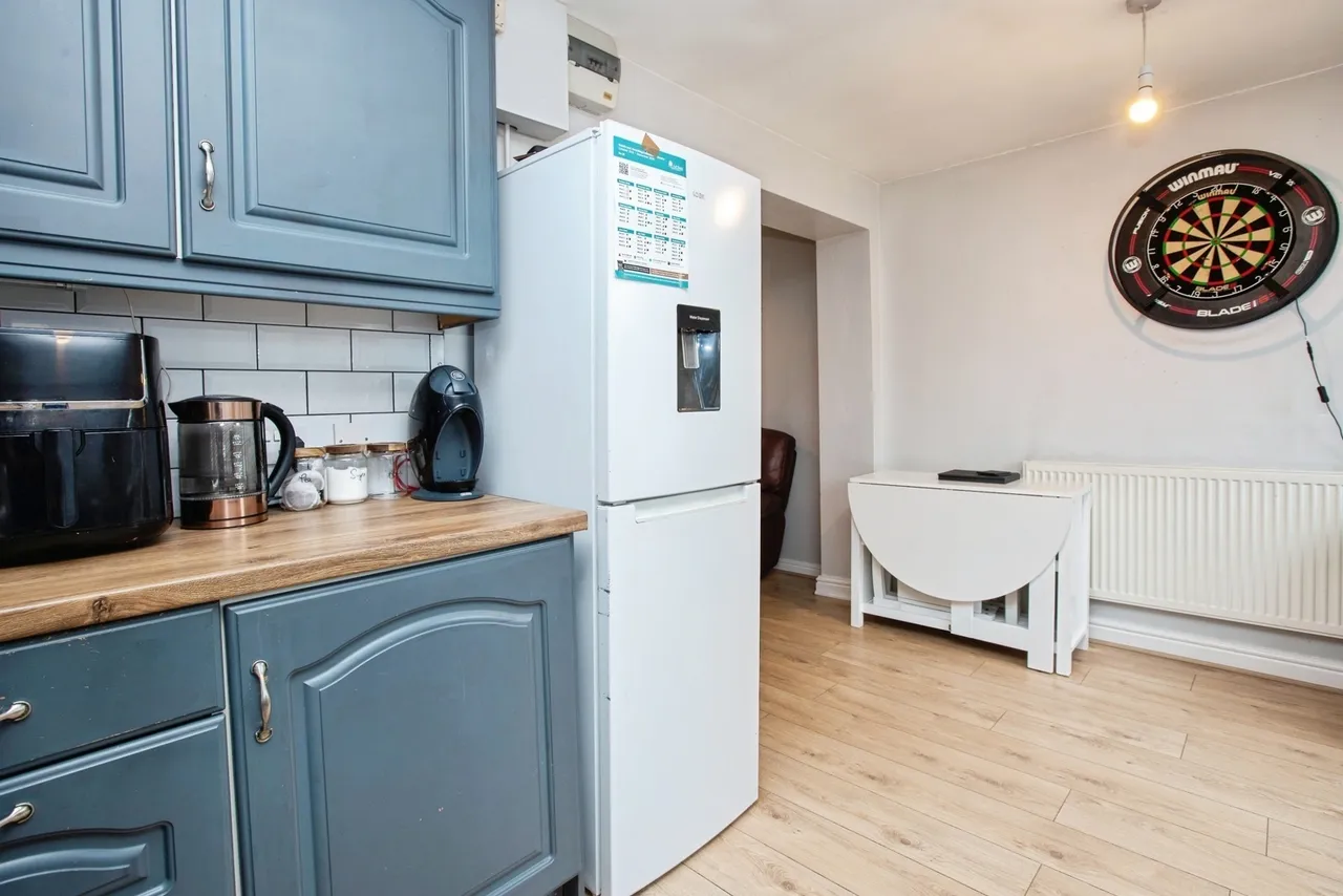 Crowtrees Drive, Sutton-in-Ashfield, Nottinghamshire, NG17, photo 7
