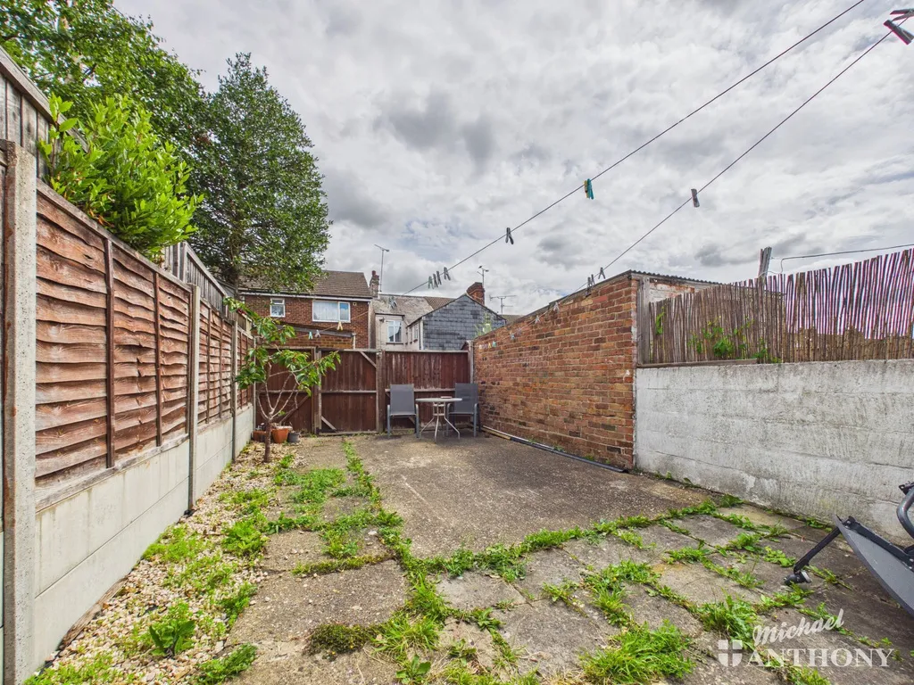 Eastern Street, Aylesbury, HP20 1BJ, photo 2