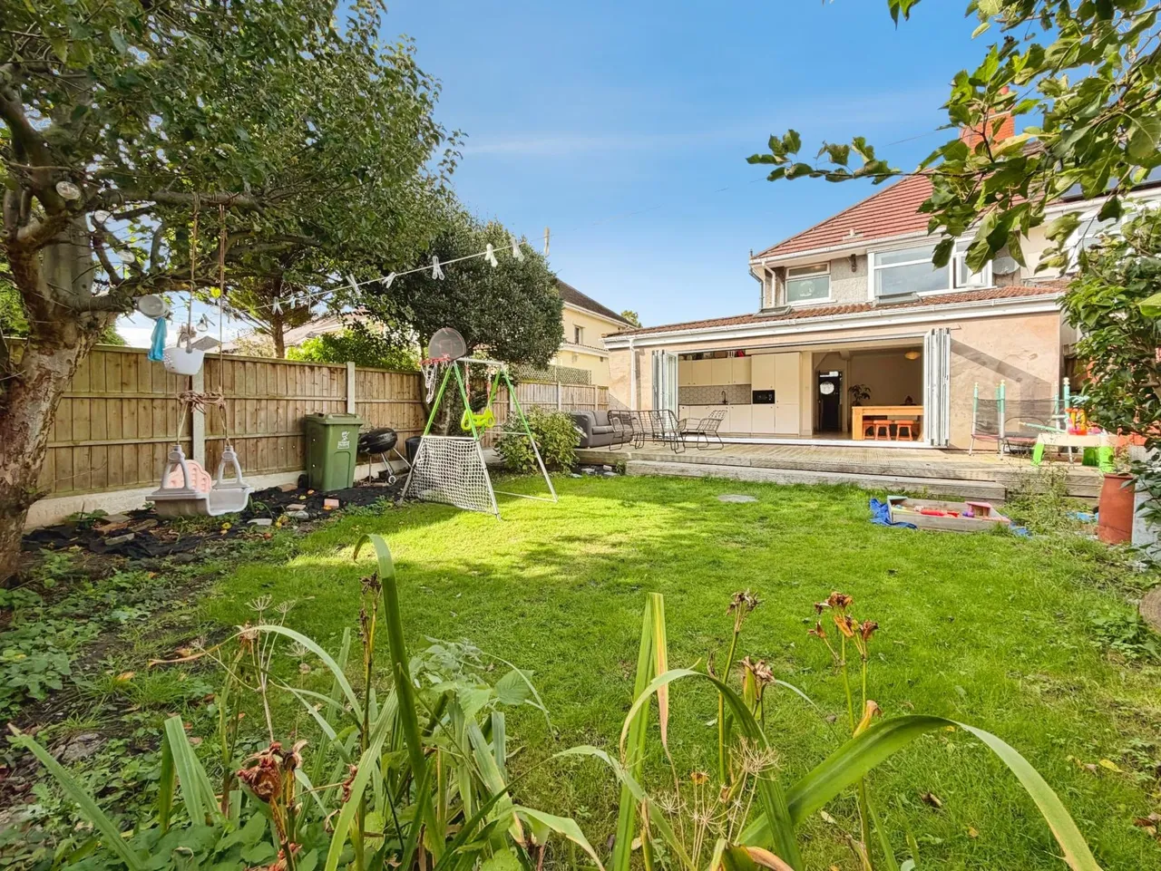 Riverbank Road, Liverpool, L19, photo 26